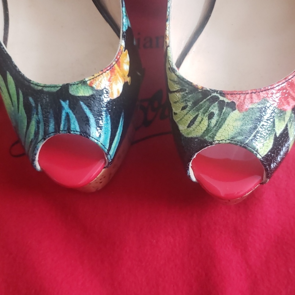 Christian Louboutin Black Floral Cork Wedge Sandals - Picture 4 of 8